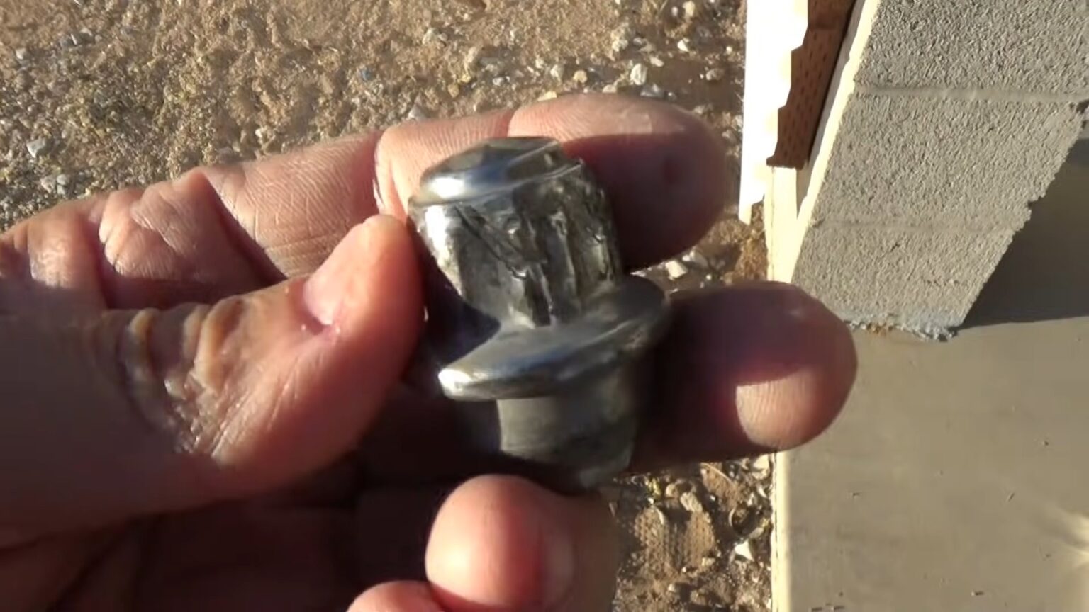 How to Remove a Stripped Lug Nut on Chevy Silverado 3 Different Methods