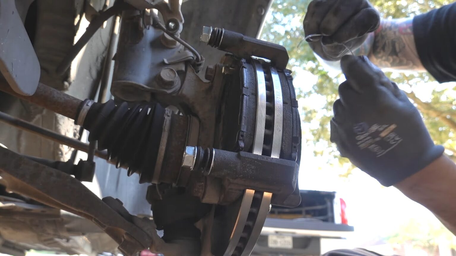 How To Get Air Out Of Brake Lines Without Bleeding Easy Step By Step